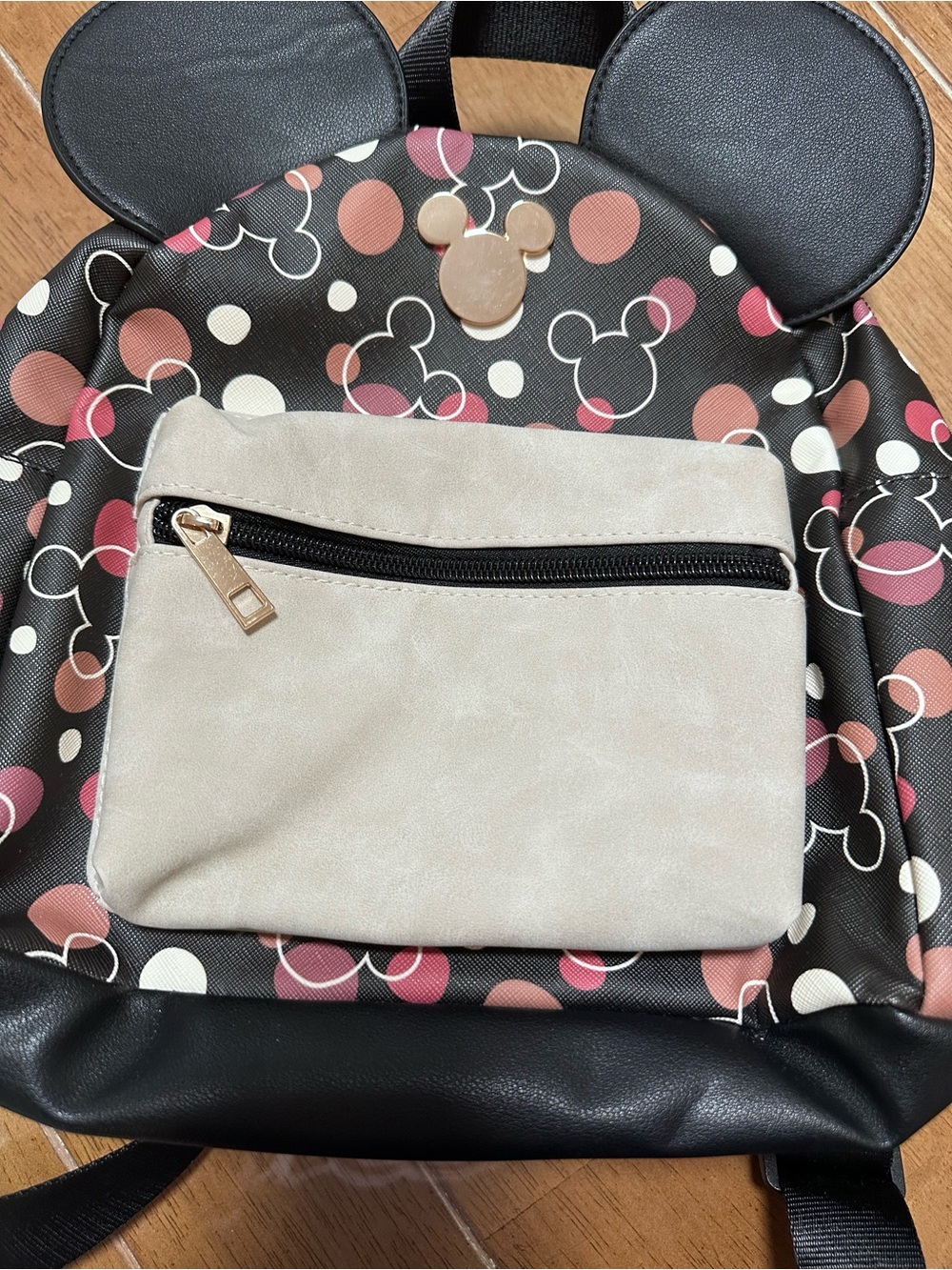 Disney Mickey Mouse mini backpack! - Picture 2 of 5